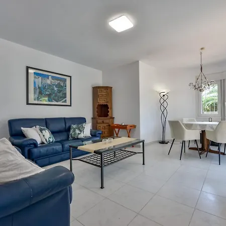 Villa Guzman - Sebastian Moraira
